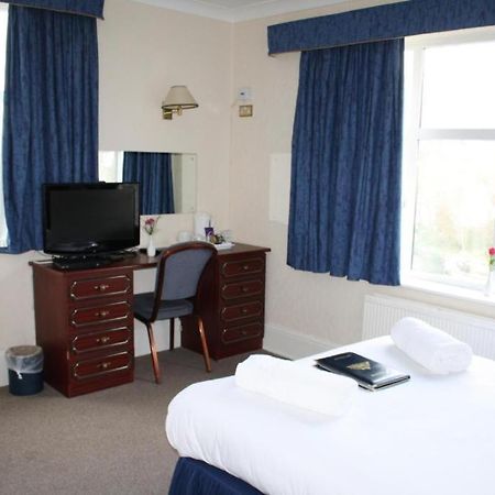 Uno Hotel Thames Maidenhead Exterior foto